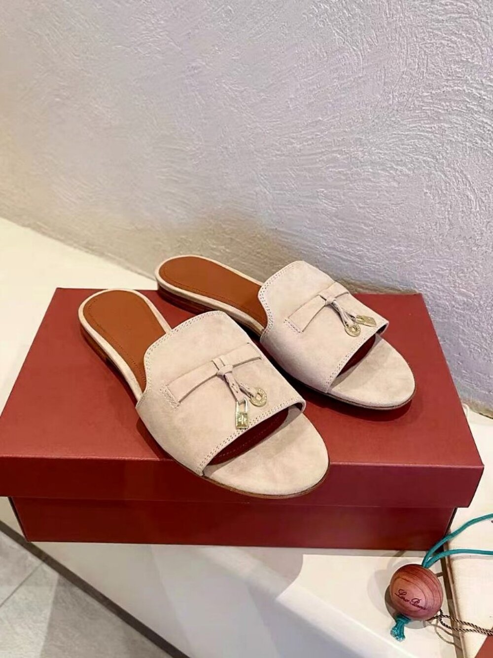 Loro Piana Beige Suede Bow Charm Slide Sandals - Picture 3 of 6